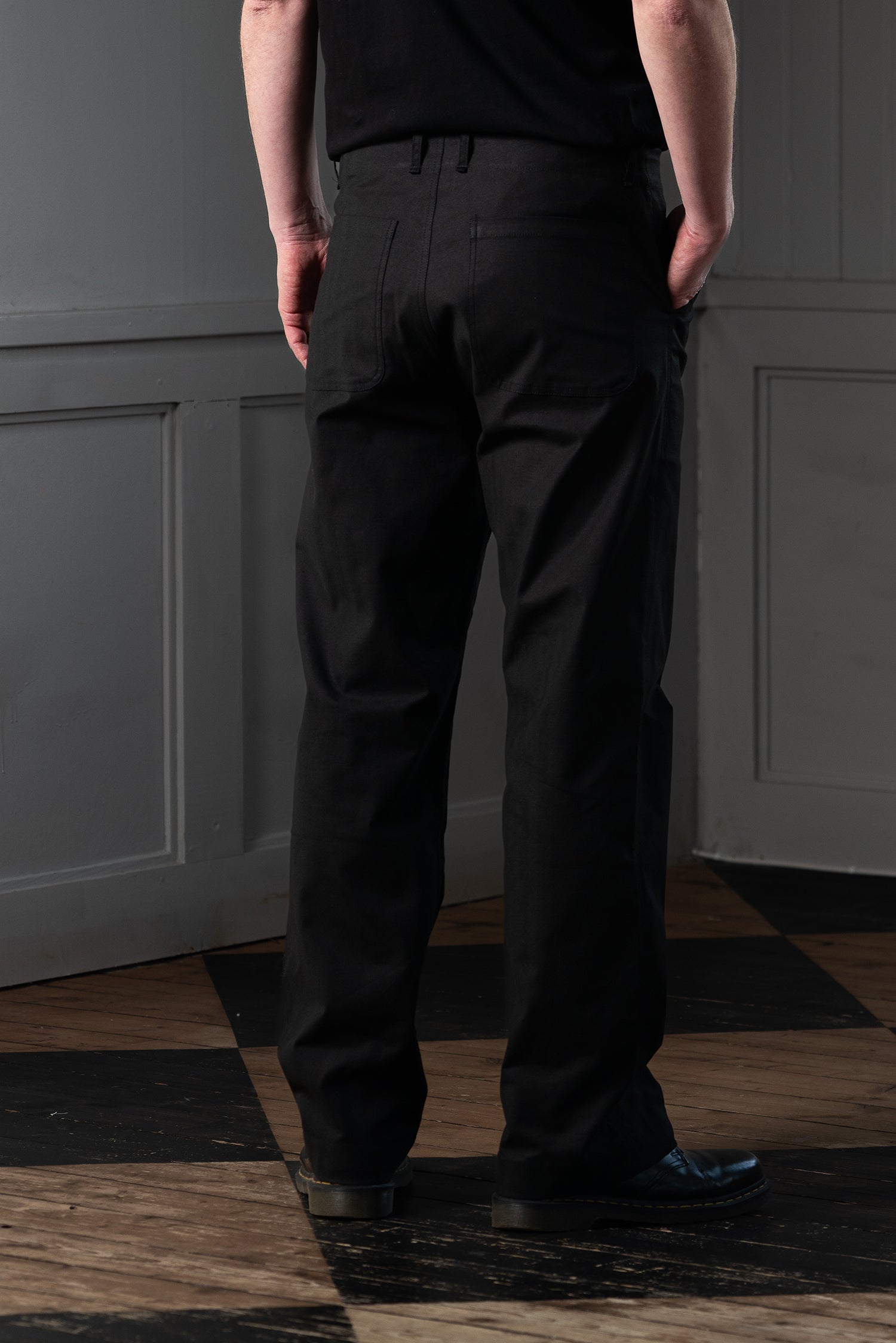 STRAIGHT-LEG TROUSERS - HERRINGBONE, BLACK